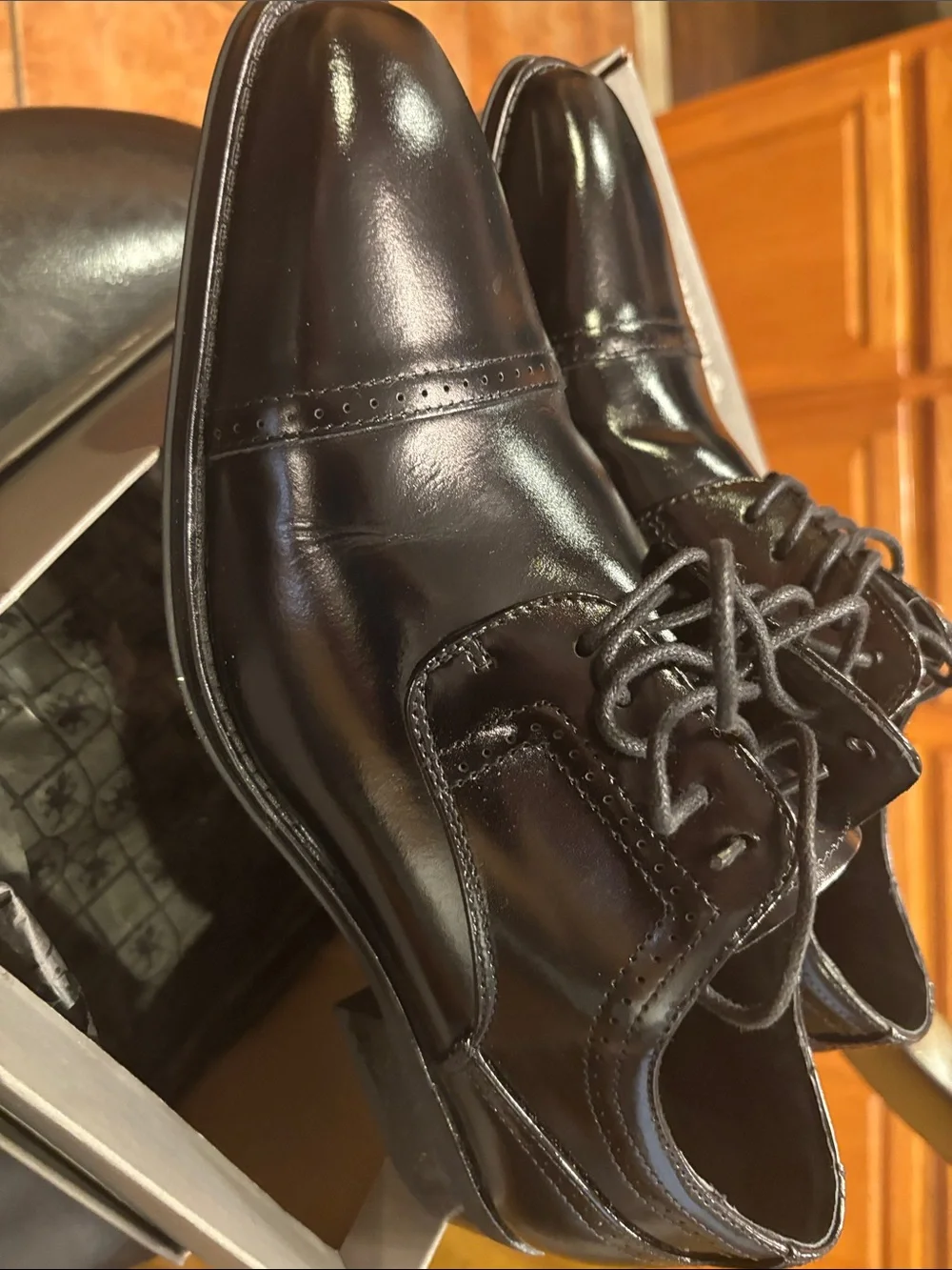 Men's Black Leather Derby Shoes - Polished Lace-Up
